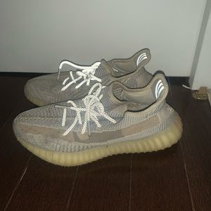 Yeezy boost 350 size 7 men 9 women